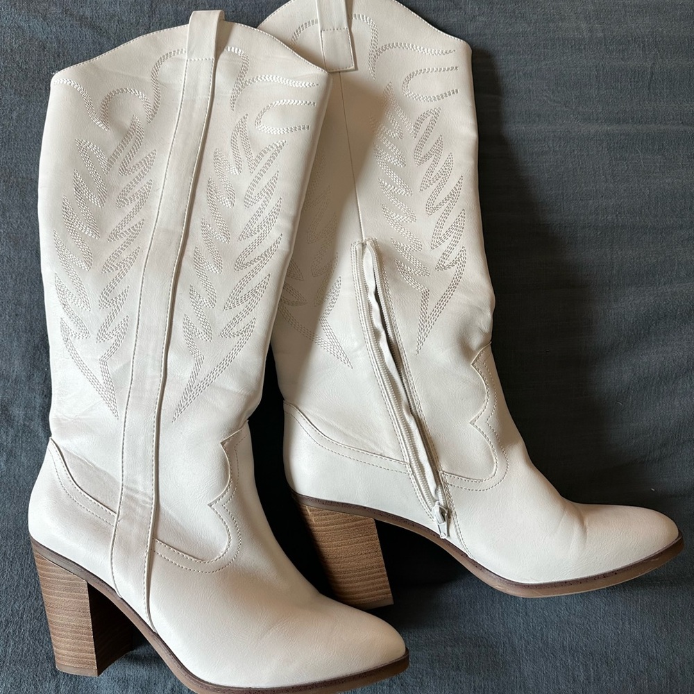 Arula Knee High Cowgirl Boots